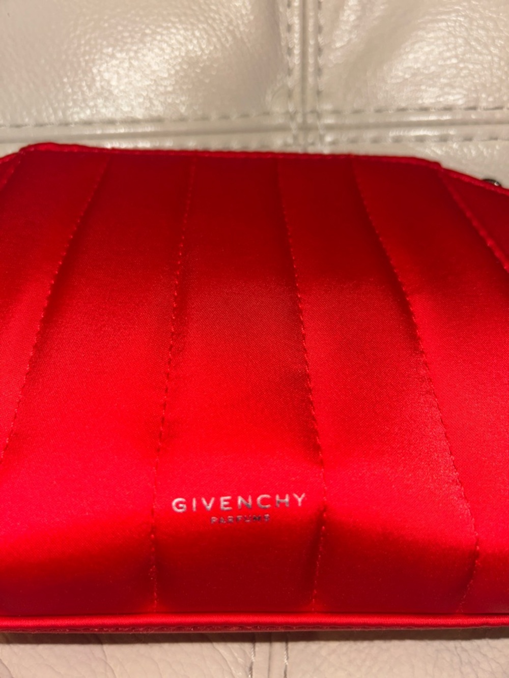 Givenchy Parfums Limited Edition "Iconic Lipstick Red" Satin Pouch GWP - Picture 3 of 5